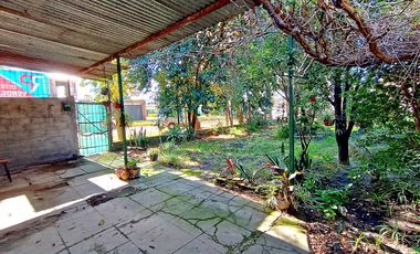 Casa a refaccionar sobre esquina