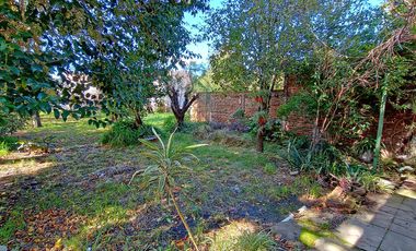 Casa a refaccionar sobre esquina