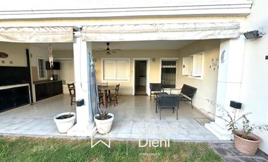 Casa amplia de 5 dormitorios EN VENTA, en Cerro de las Rosas, Zona Norte