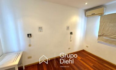 Casa amplia de 5 dormitorios EN VENTA, en Cerro de las Rosas, Zona Norte