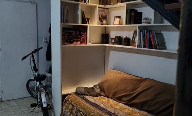 Casa en  venta, tres plantas, 4 dormitorios, baños 3, living comedor, quincho, espacio para uso profesional