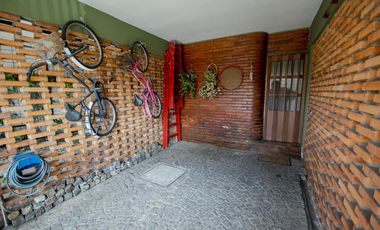 Dúplex de 3 ambientes en venta, en Olivos.