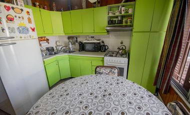 Dúplex de 3 ambientes en venta, en Olivos.
