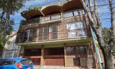 Dúplex de 3 ambientes en venta, en Olivos.