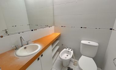 Importante Casa en 2 Plantas con Piscina en Venta sobre lote de 700 m2