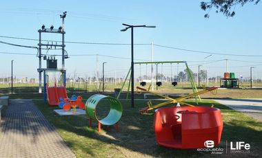 EcoPueblo Alvear - Todos los servicios - Terreno Comercial sobre avenida