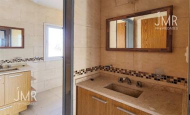 JMR Propiedades | Los Alcanfores | Casa a la venta | Apto Credito