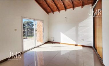 JMR Propiedades | Los Alcanfores | Casa a la venta | Apto Credito