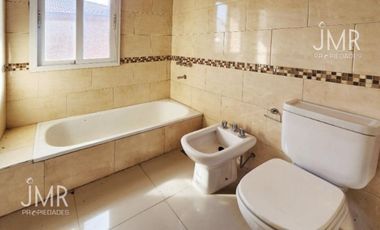 JMR Propiedades | Los Alcanfores | Casa a la venta | Apto Credito