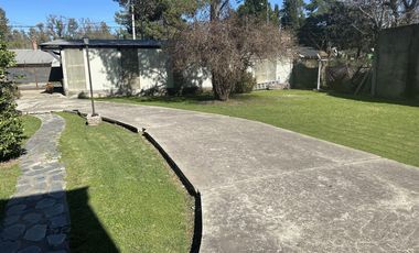 Chalet Clásico  en la mejor zona del barrio La Bota - Benavidez