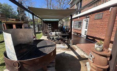 Chalet Clásico  en la mejor zona del barrio La Bota - Benavidez