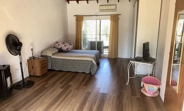 Chalet Clásico  en la mejor zona del barrio La Bota - Benavidez