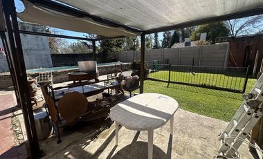 Chalet Clásico  en la mejor zona del barrio La Bota - Benavidez