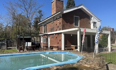 Chalet Clásico  en la mejor zona del barrio La Bota - Benavidez