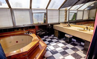 Vendo emblemática Casa en Roldán ideal instituciones o proyectos