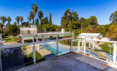 Vendo emblemática Casa en Roldán ideal instituciones o proyectos