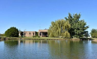 LOTE A LA LAGUNA EN VENTA  860m2 - CRUZ DEL SUR CANNING