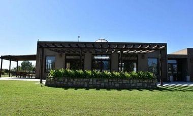 LOTE A LA LAGUNA EN VENTA  860m2 - CRUZ DEL SUR CANNING