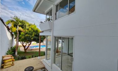 ARRIENDO OFICINA CIUDAD  JARDIN CALI