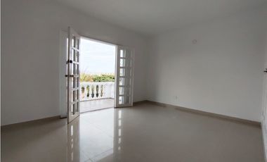 ARRIENDO OFICINA CIUDAD  JARDIN CALI