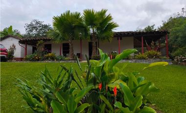 Finca en venta Titiribí Antioquia sector jardín
