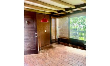 ARRIENDO APTO  EN IZA BOYAC con servicios.