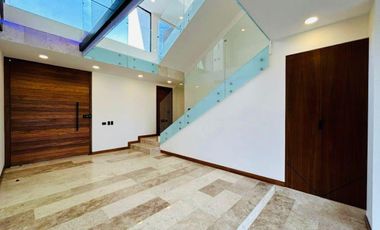 Casa en RENTA en Sonata Lomas de Angelopolis II, 4 recamaras