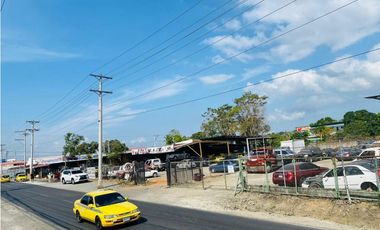 24 DE DICIEMBRE / MONTERICO / TERRENO COMERCIAL / 4000M / SOBRE VIA