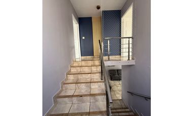 CASA EN ALQUILER EN PH EVEREST – PASEO DEL NORTE