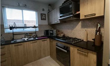 ALQUILO CASA EN LA CHORRERA COSTA VERDE VERSALLES OESTE 4R SEMIAMOBLAD