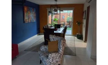 ALQUILO CASA EN LA CHORRERA COSTA VERDE VERSALLES OESTE 4R SEMIAMOBLAD