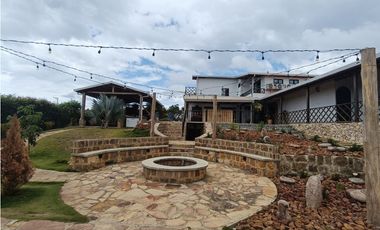 Finca Recreacional en la Mesa de los Santos