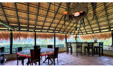 Casa finca en Copacabana para la venta