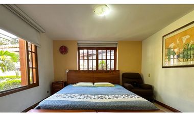 Casa finca en Copacabana para la venta