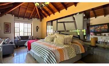 Casa finca en Copacabana para la venta