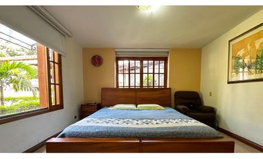 Casa finca en Copacabana para la venta