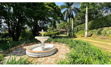 Casa finca en Copacabana para la venta