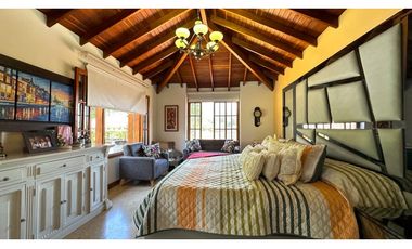 Casa finca en Copacabana para la venta