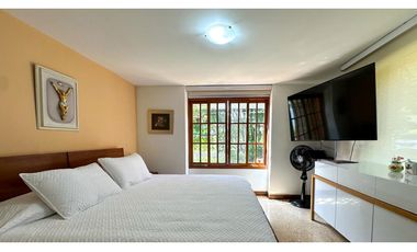 Casa finca en Copacabana para la venta