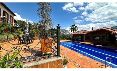 Casa finca en Copacabana para la venta