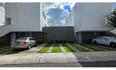 VENTA DUPLEX PLANTA BAJA EL DESEO EN EL MIRADOR QUERETARO