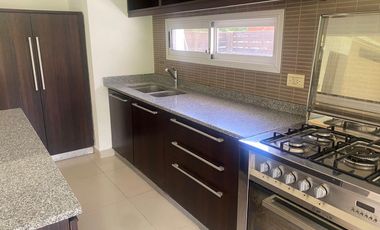 Casa en Venta, 5 AMB - Harás Santa María, Los Eucaliptos