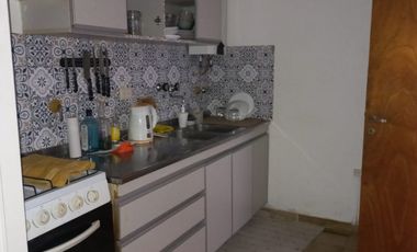 BALCARCE 137 bis - piso alto con vista al rio.