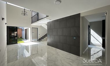 CASA EN VENTA EN FRACCIONAMIENTO PRIVADO, COATEPEC, VERACRUZ