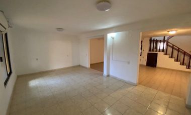 CASA EN RENTA EN CIUDAD DEL CARMEN, CAMPECHE.