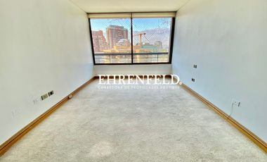 Las Torcazas, Las Condes. Departamento con vista panorámica.