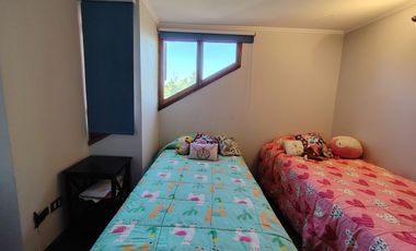 PRECIOSA CASA VENTA SAN CARLOS DE  APOQUINDO / CERRO CATEDRA