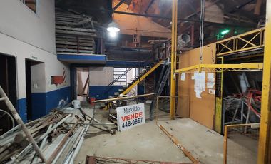 Venta Galpón con elevador