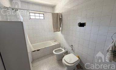 Venta de Casa 4 dorm Villa Elisa La Plata