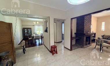 Venta de Casa 4 dorm Villa Elisa La Plata